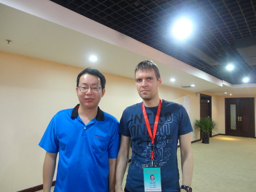 Taking a photo with former world champion Sushkov Vladimir