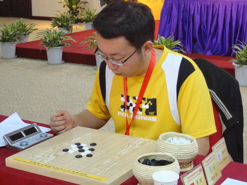 Yang Yu-Hsiung, a Taiwanese chess player and moderator of this blog.